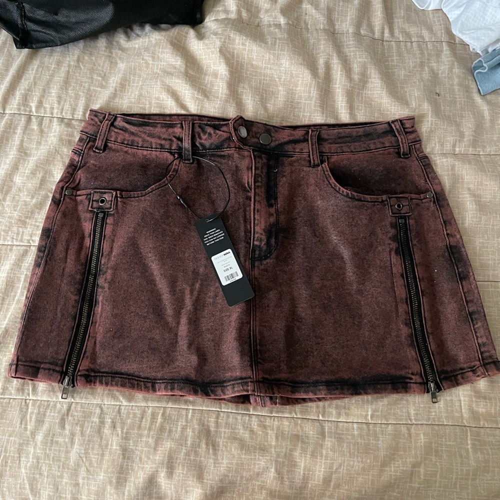 Get It Right Coated Mini Skirt - Burgundy - Picture 4 of 5